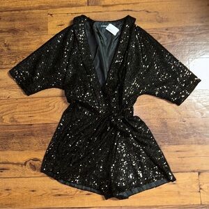 J. Roberts ~ Women’s Small ~ Black Sequin Romper ~ New W/ Tags